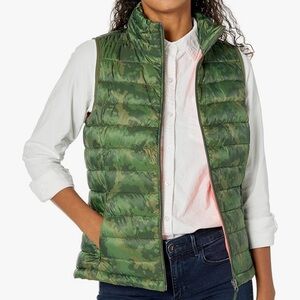 EUC Amazon Essentials Women's Lightweight Water-Resistant Packable Puffer Vest